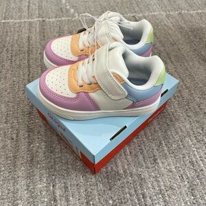 NWT Cat & Jack Multicolor Jaid Sneakers